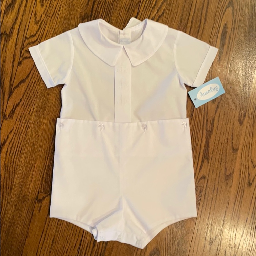 Auraluz christening button on set